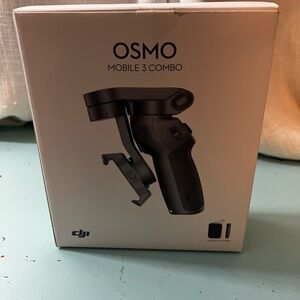 DJI Osmo Mobile 3 — White and Teal Packaging